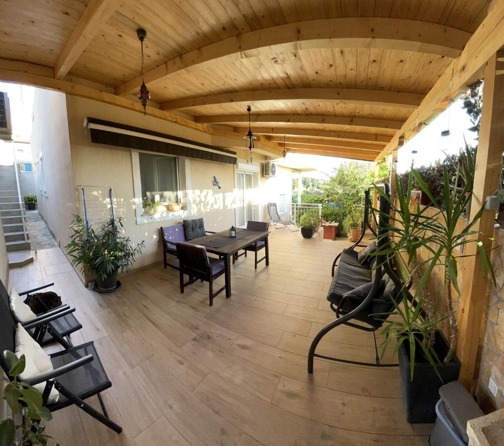 Apartment Mika พูลา ภายนอก รูปภาพ