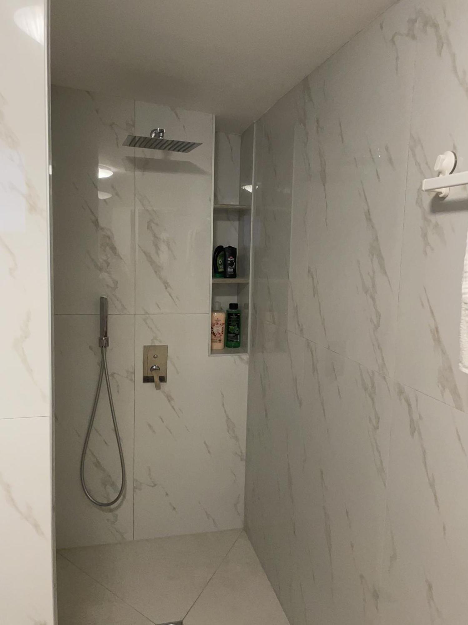 Apartment Mika พูลา ภายนอก รูปภาพ