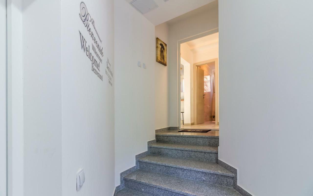 Apartment Mika พูลา ภายนอก รูปภาพ